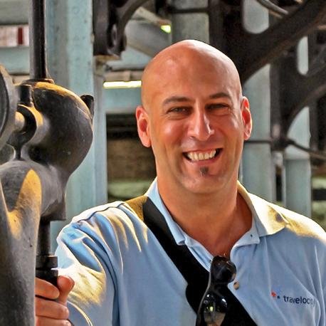 Award Winning #Photographer, #Entrepreneur, #AnimalLover, #dogLover. FB https://t.co/Ov7FH7CxPc, IG @patriZioMBusnel #photography #VisualArtist