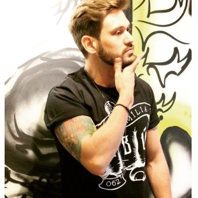 _carpe_nox_'s profile picture. vey, CE pira? respira!