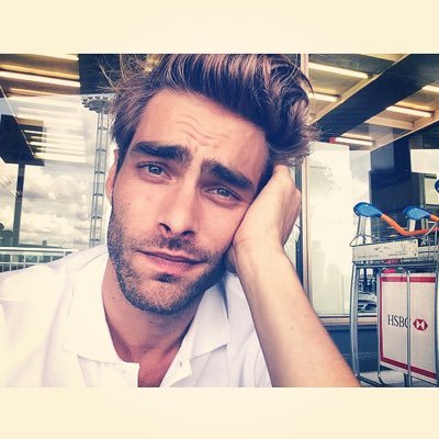 YeaIAmForgotten's profile picture. 21 years old||Doctor||Just moved to New York||Gay||Single||RP