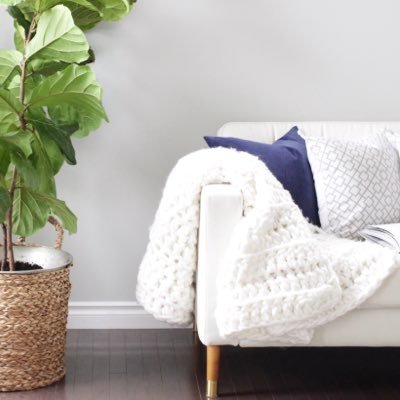 Top Knot Style Oversize Luxury Knits // Made in Canada Free Shipping to US & Canada #topknotstyleca // Personal: @naturalmommie