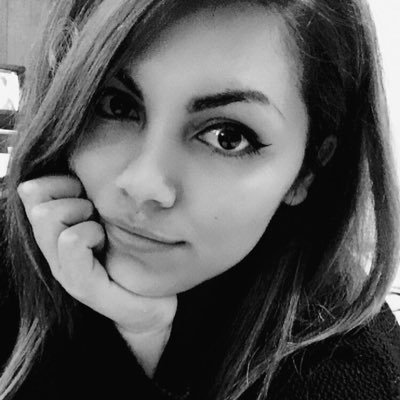 24 anni, commessa, fiera di me stessa! From Ecuador.