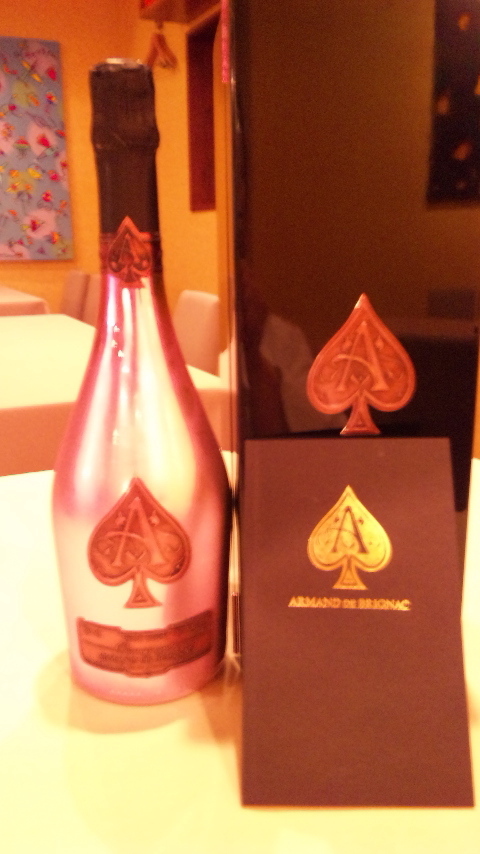 rei77metabo's profile picture. 青森県青森市内にある『フレンチベースのレストラン』。 旬の食材を旬な時期に大切に調理することを心がけています(*^^)v