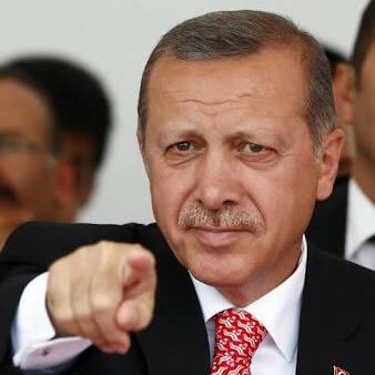 Kendine gel, yepyeni bir söz söyle de dünya yenilensin! Sözün öylesine bir söz olmalı ki dünyanın da sınırını aşmalı. Sınır nedir, ölçü ne? Bilmemeli! - Mevlana
