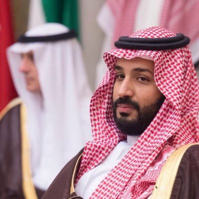 نبايع ولي العهد صاحب السمو الملكي الأمير محمد بن سلمان على كتاب الله وسنة نبيّه بالسمع والطاعة بالمعروف ، اللهم وفقهم ♡