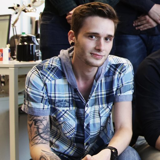 Développeur web chez @ImagileFr, co-founder of @Play2MeetYou.
@elibeDorG on Twitch, Games.