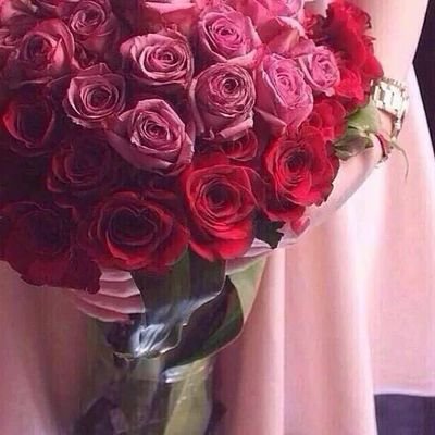 ‏‏عن الامام علي عليه السلام قال الدنيا دار صدق لمن صدقها ودار نجاة لمن فهم عنها ودار غنى لمن تزوده منها/