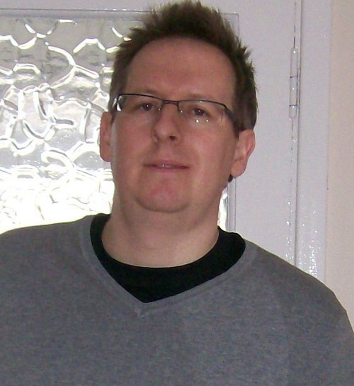 Cairnsy1974's profile picture. Im new to the twitter community but thought I would give it a try.