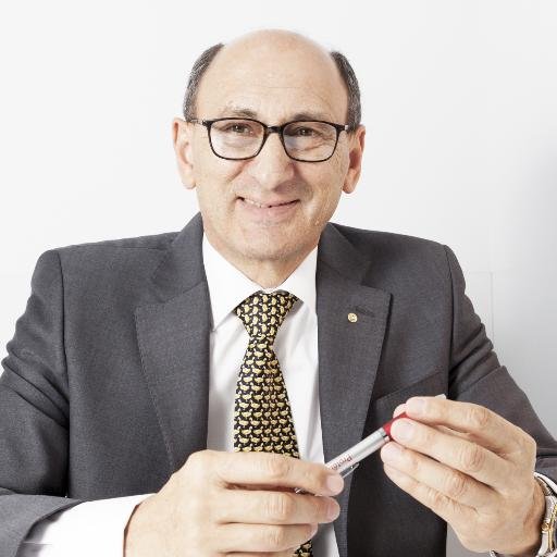 DrEsbry's profile picture. Dr. Esbry is a highly skilled #CosmeticSurgeon with over 30 years experience gained in all aspects of Cosmetic and Reparative Surgery.

Spain | UK