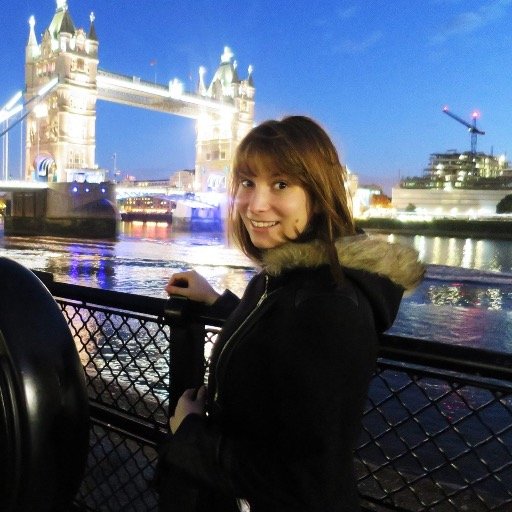 solene_f's profile picture. @DA @Graphiste
Master I - DA Londres
Master II Création - Paris @supdepub 
en alternance avec @publicisdialog