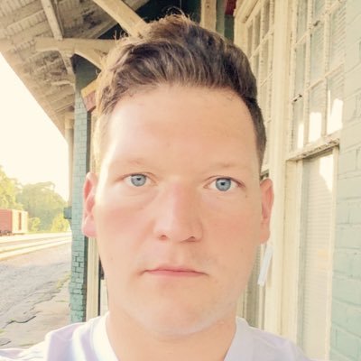 Actor and Stand-Up Comic Living in Los Angeles, CA