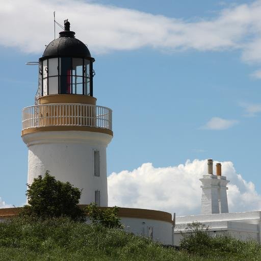 @aberdeenuni research & teaching on #marine #mammals #seabirds evidence based #conservation. Encouraging public engagement through arts science collaborations.