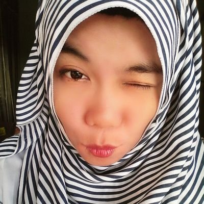 Kesakitan dan kekecewaan masa lalu tidak akan mampu menghancurkan harapN indah masa depanku.dendam dan sakit hati hx akn jd racun kehidupan. Hidup penuh ✌