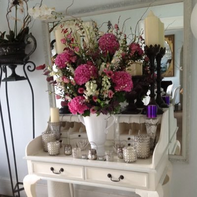 FloristHertford's profile picture. 