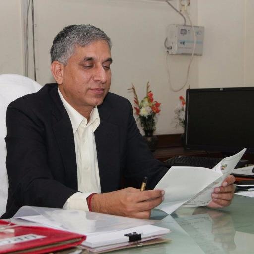From New Delhi, India interested in wildlife, photography and trade matters
