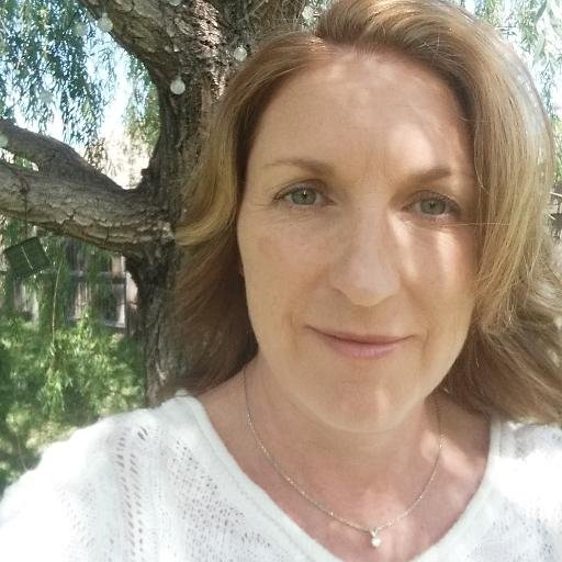 Content creator, mom of boys, lover of food and dipping my toes into yoga.