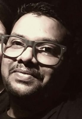 ✱ Digital Marketing Specialist ✱ 
Social Media Geek ✱ #Retweeter ✱  #olloo™ #DevilRajput™