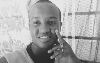 liban_qacayte's profile picture. Darkness can not remove Darkness but light can do that ,Hate can not remove Hate but love can do that.