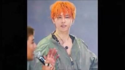 GRIbabes's profile picture. GDRAGON & SEUNGRI 
No ONE can separate them 
The way gdragon looks at seungri is full of love