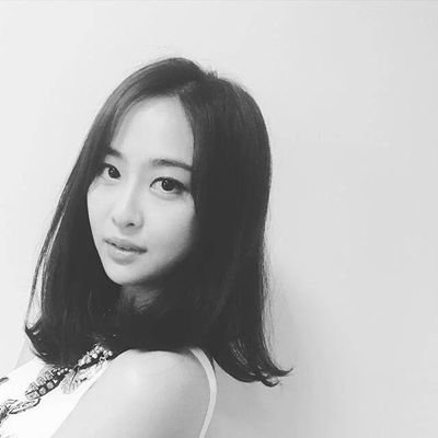 SISTAR's 93 liner&youngest a.k.a Kim Dasom 봇