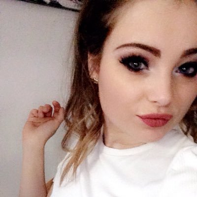 VikaS2095's profile picture. 