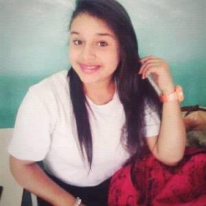 BUENO SOY HERMOSA ESPERO UNA BB CON ANCIAS , AMO A MI ESPOSO Y ELLOS DOS SON MI VIDA Y TODO LO Q TENGO .. ESPERANDO A KYARA ALEHIMY JUNTO A SU PAPA JOIVER COA3