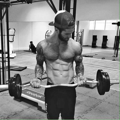 Hybrid of the Unknown. Alpha of a dead pack. Intimidating and Powerful; watch your back sweetheart. || 25 || Alpha || Mateless ||