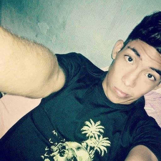 Compositor y Cantante Venezolano! Promotor De eventos & Locutor Sigueme En Instagram Como @oscarking08