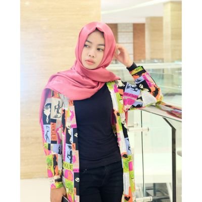 wyyaangel's profile picture. wanita muslimah akan terlihat cantik dengan pesona hijab yang ada