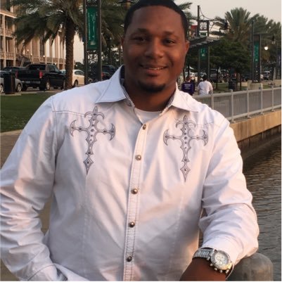 C_Willia4's profile picture. Youth Pastor, mentor, business owner, husband, father, and most of all, a Godly Man!!!