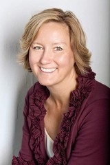 powerchicksintl's profile picture. Entrepreneurial maven. Gutsy blogger. Instigator of inspiration. Lover of baba ganoush and Brene Brown. Founder of Power Chicks International.