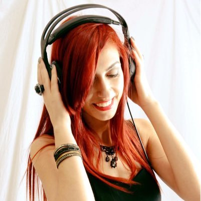 Rock DJ and booking Agent @ School Of Rock Milano 🎵 - In love with Sweden 🇸🇪 - TakeMeOut 2 💘