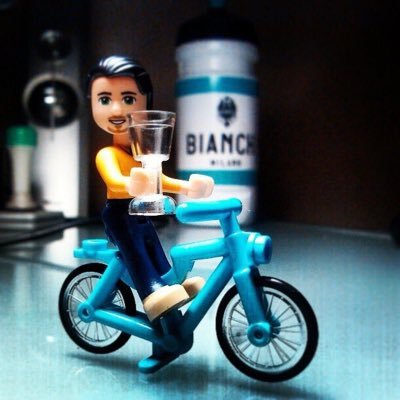 Northern monkey for @BianchiUK Spreading Celeste in the North. Tweets may contain Bikes, Coffee, Beer and Food…                          instagram: bianchimangb