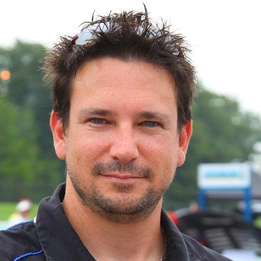 Vin100Noel's profile picture. 