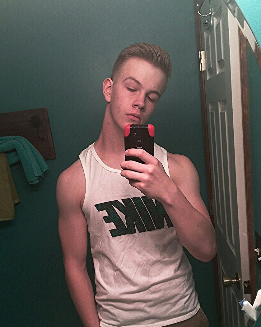 lil_philly12's profile picture. 