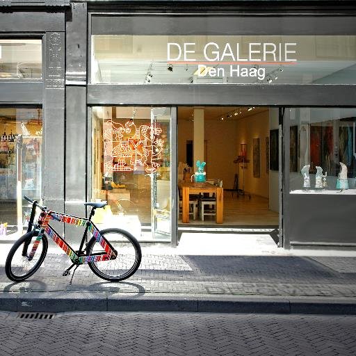 De Galerie Den Haag aan het Noordeinde in Den Haag is gespecialiseert in moderne kunst van hoge kwaliteit in een toegankelijke en ontspannen setting. #denhaag