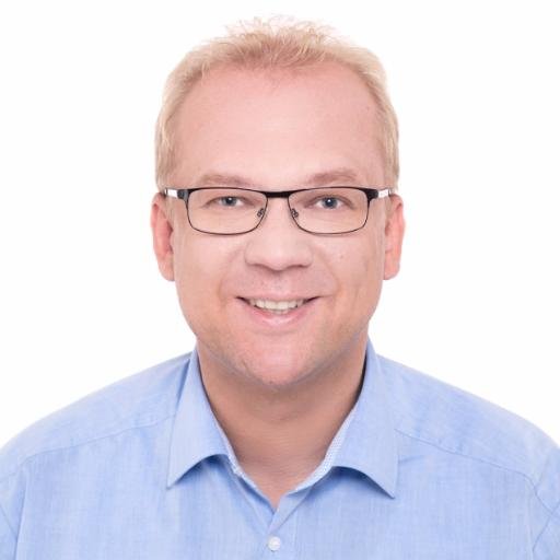 Senior Digital Marketing Manager, SEO (@Dynatrace) and interested in #application #performance #monitoring, #seo, #sea, #sem, #cro & #b2b #content #marketing