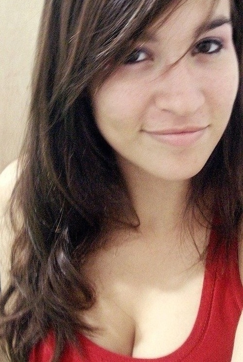 Sou sempre eu mesma, mas, com certeza, não serei a mesma pra sempre. (C.Lispector)