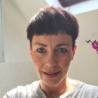 Paula_McKillen's profile picture. i'll do my best to entertain with occasional rants about life, work & other nonsense