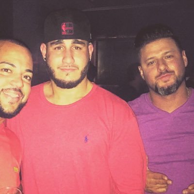 25. 🇻🇪🇨🇴. Raised in Miami. Aries. Find me on LinkedIn. SnapChat CarlosRuiz0331