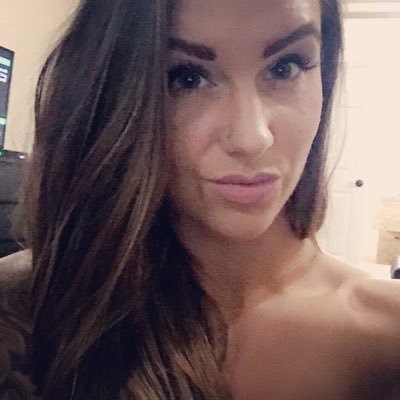 amanda_blackk's profile picture. 