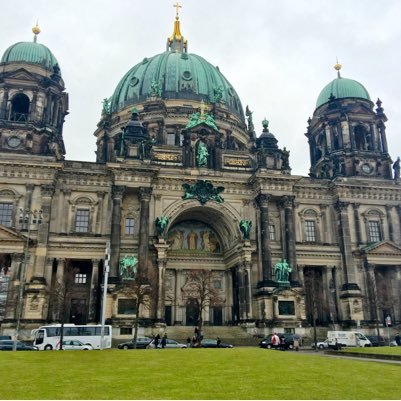 MissSBhist's profile picture. History/RE Lead 👩‍🏫 Fighter for a decent brew🍵 Feminist. Historian. Ethicist. Champagne Socialist. Despiser of Fascism. Make Tea not War 💖 Views my own 🤯