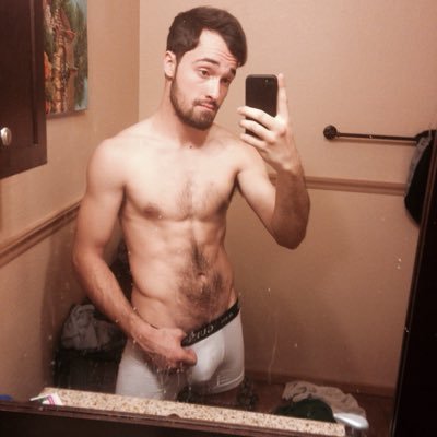 I'm Roy, I'm your average Bisexual, scruffy, and sometimes sadistic, guy also Model for https://t.co/xKdEspa9sk say hi? follow? both? i wont bite much