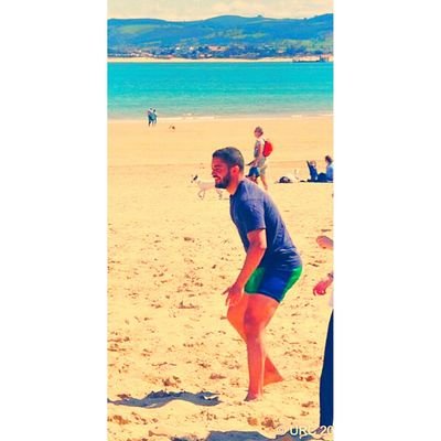 Estudiante de la UC
Futuro Ingeniero Quimico
Rugby como forma de vida 
SANTANDER 
INSTAGRAM: tomassalas5