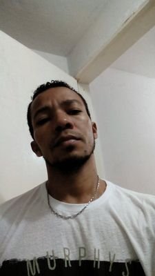 miguelfsanto32's profile picture. vivendo a vida curtido o dia como se fosse única.