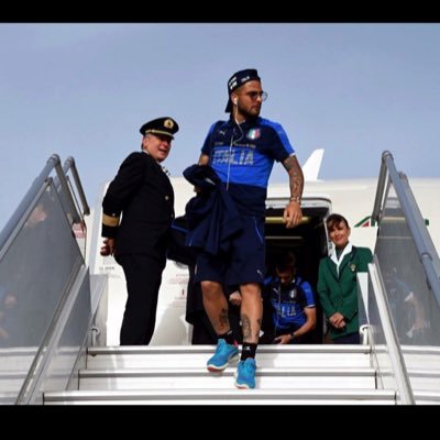 DalilaPanariel1's profile picture. Napoletano Juventino sei più infame di quello di Torino. Amo il calcio, quindi odio la Juve! Mertens#14. Il vero argentino non gioca a Torino.