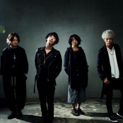 ONE OK ROCK(主にTAKA)のLIVE等での名言を呟きます！ ワンオクの楽しみ方は曲だけしゃなくLIVEのアツい言葉にある！！ 悲しい時 寂しい時 いつもそばにあるから