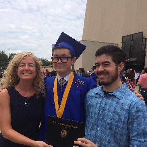 teacheng8's profile picture. Christian, athlete, mom, teacher, daughter, friend, and bibliophile~among other nouns.