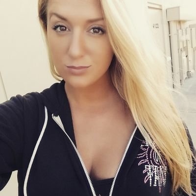 youfound_molly's profile picture. @youfoundmolly  mollyhoots