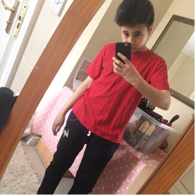 lukepearce33's profile picture. 