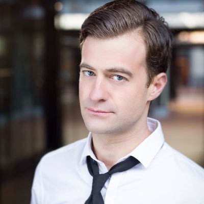 I am Vancouver based actor, working on stage and screen.